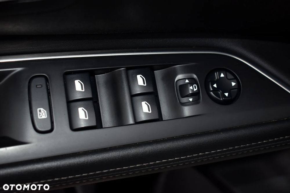 Peugeot 5008 BlueHDi 130 Allure Pack - 23