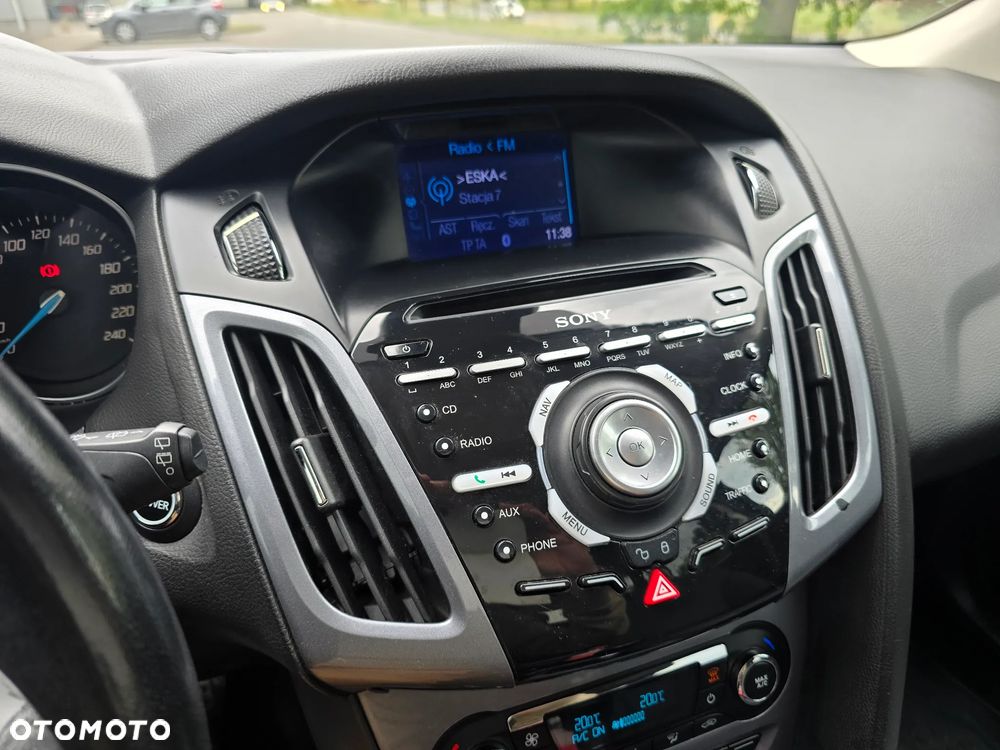 Ford Focus 1.6 EcoBoost Start-Stopp-System Titanium - 12