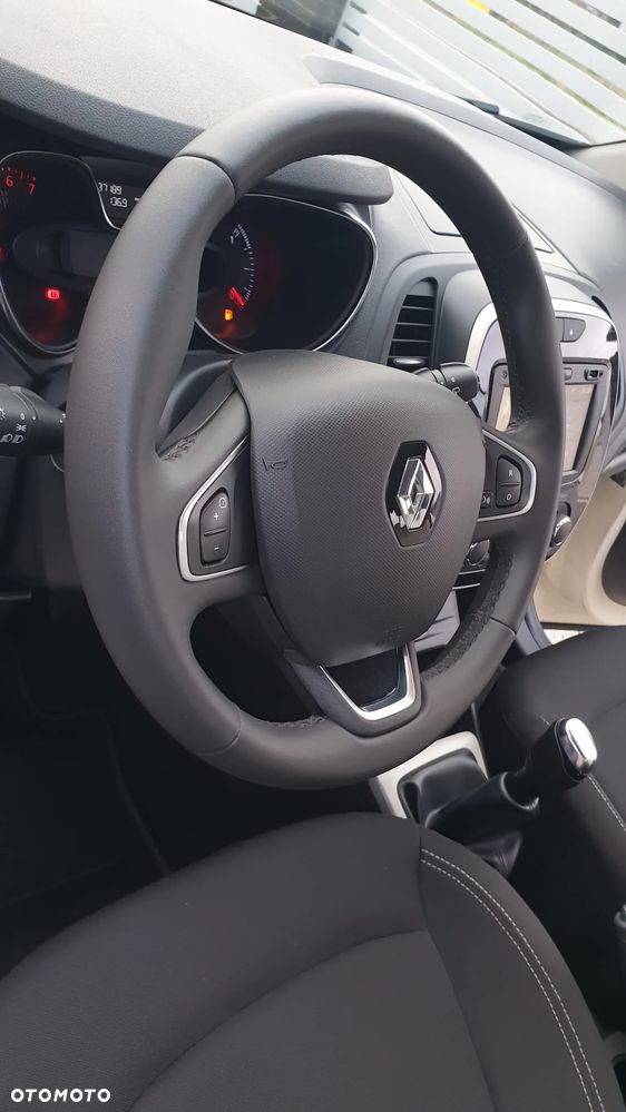 Renault Captur - 29
