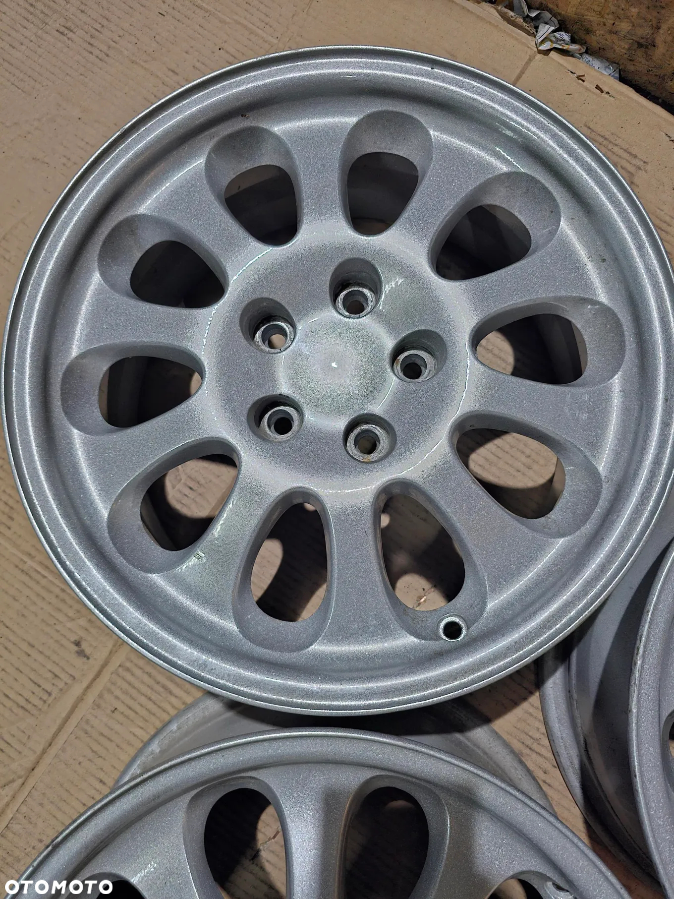 Felgi Aluminiowe 7,0-16 5x108x65 ET-39 PEUGEOT A010 - 2