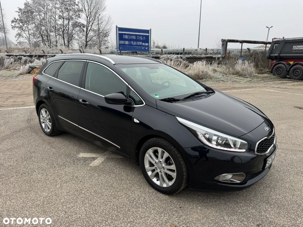 Kia Ceed 1.6 GDI Dream-Team Edition - 10