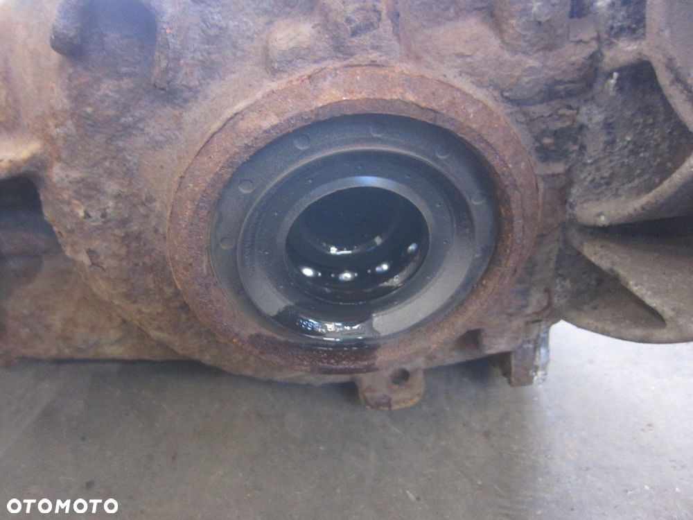 BMW X3 F25 N52 MOST TYLNY DYFER TYŁ 7592009 3.73 7592010 33107592010 2.0D - 3