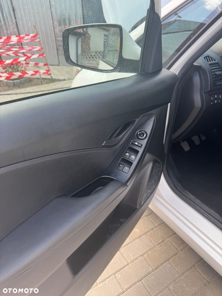 Hyundai ix20 1.6 CRDi blue Classic - 11