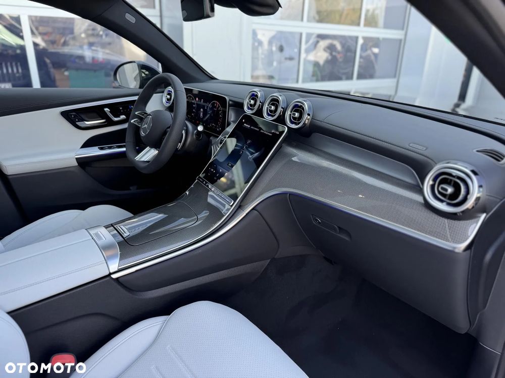 Mercedes-Benz GLC Coupe 300 de PHEV 4-Matic AMG Line - 18