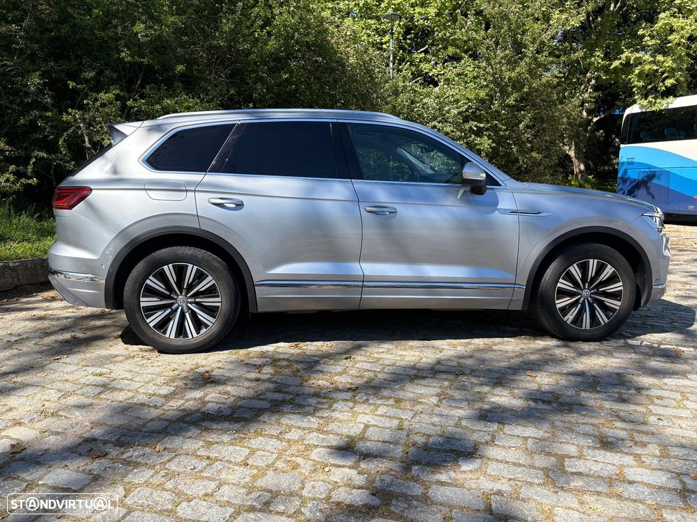 VW Touareg 3.0 TDI V6 Elegance Plus - 44