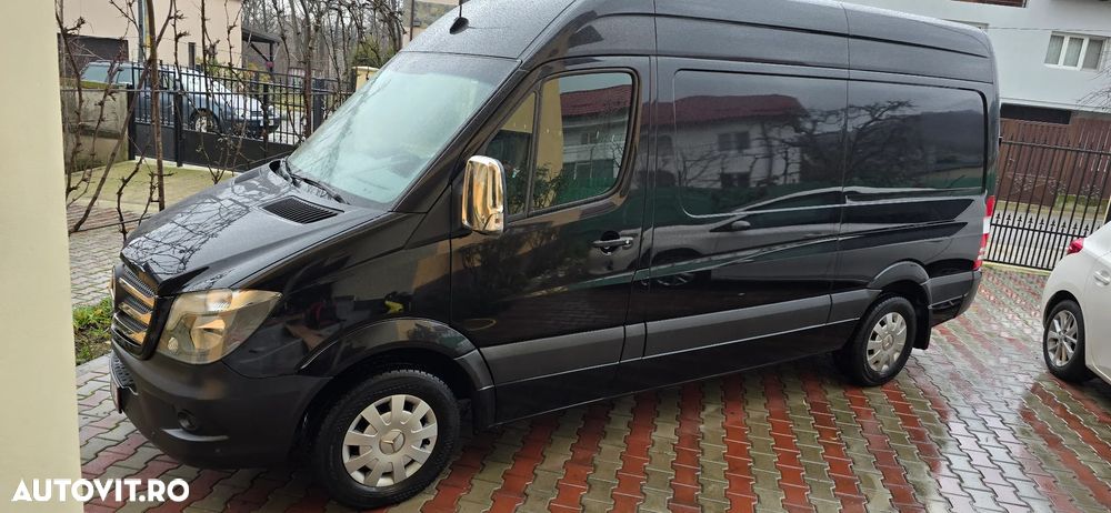 Mercedes-Benz Sprinter - 11