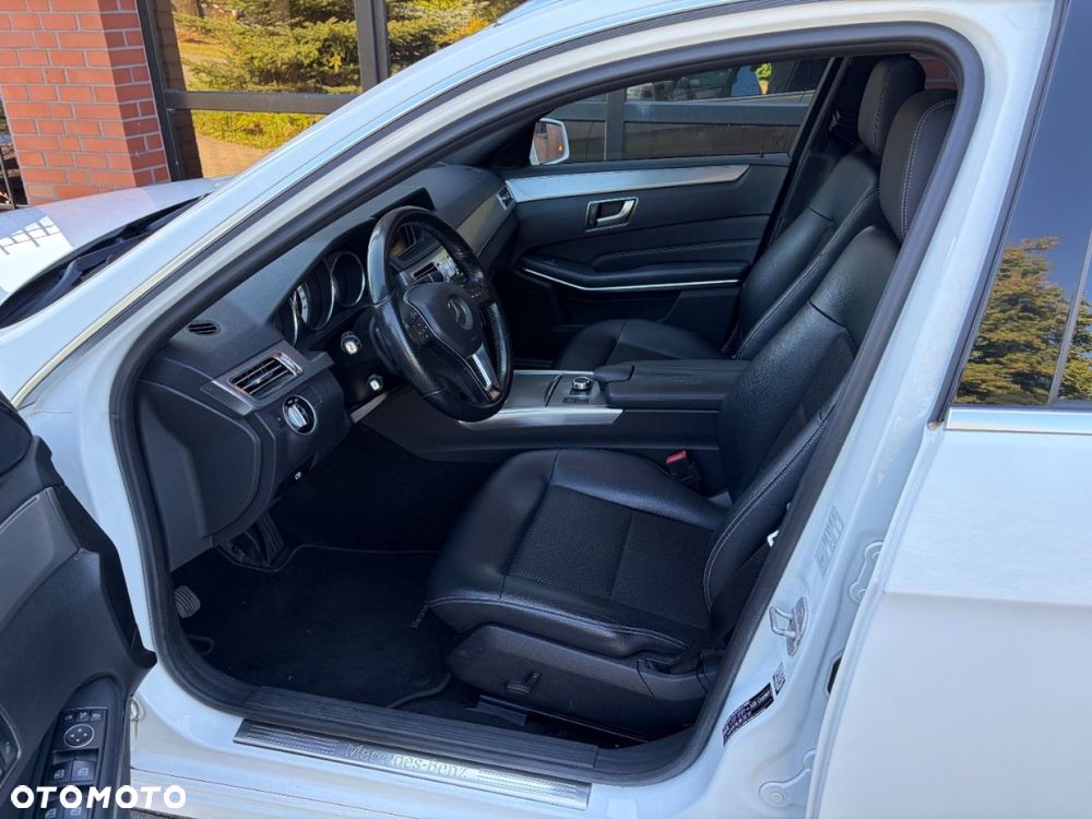 Mercedes-Benz Klasa E 250 CDI 7G-TRONIC Elegance - 12