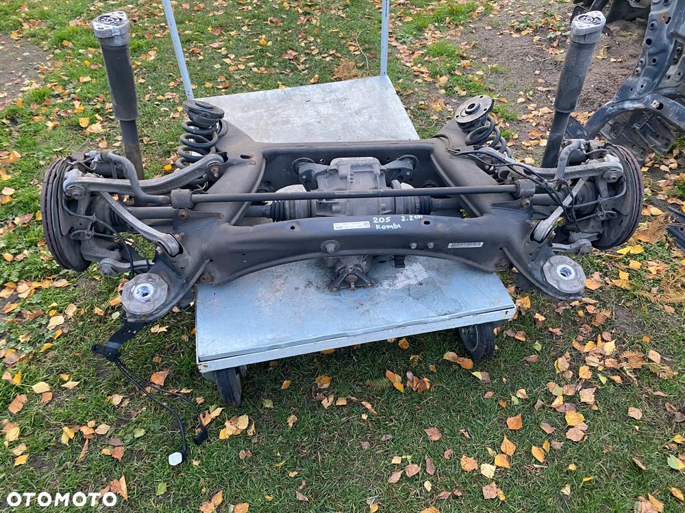 MERCEDES 205 kombizawieszenie wozek tyl kompletne - 1