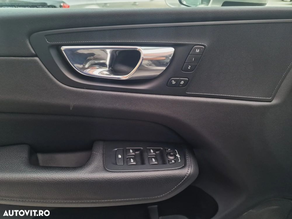 Volvo XC 60 D4 AWD Geartronic Inscription - 12