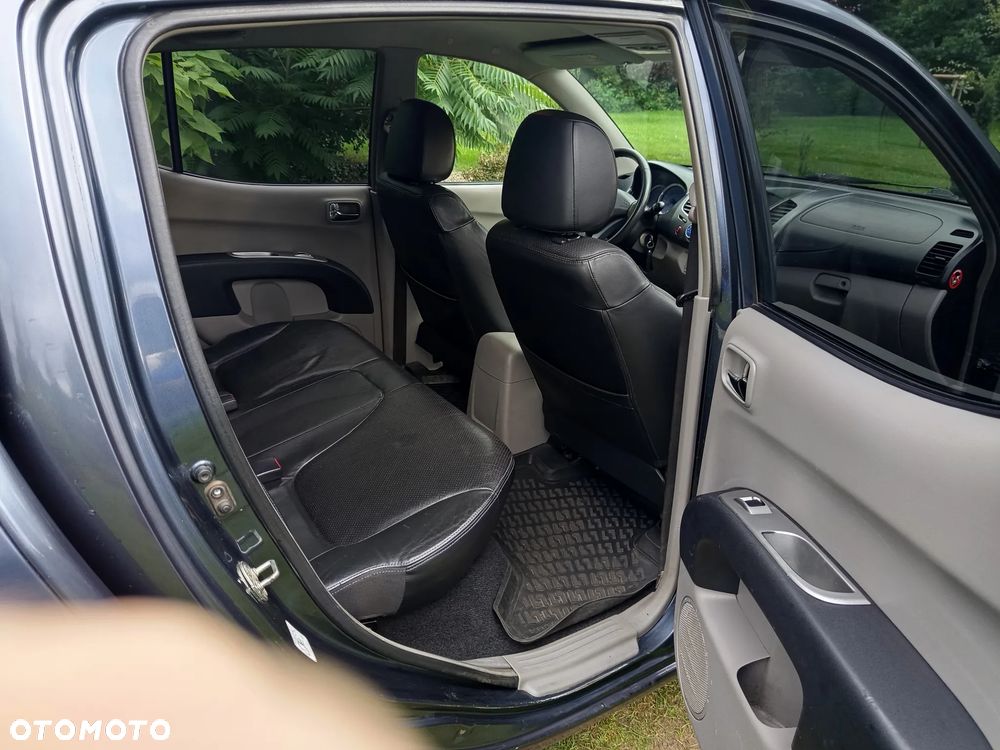 Mitsubishi L200 2.5 DID Intense - 10