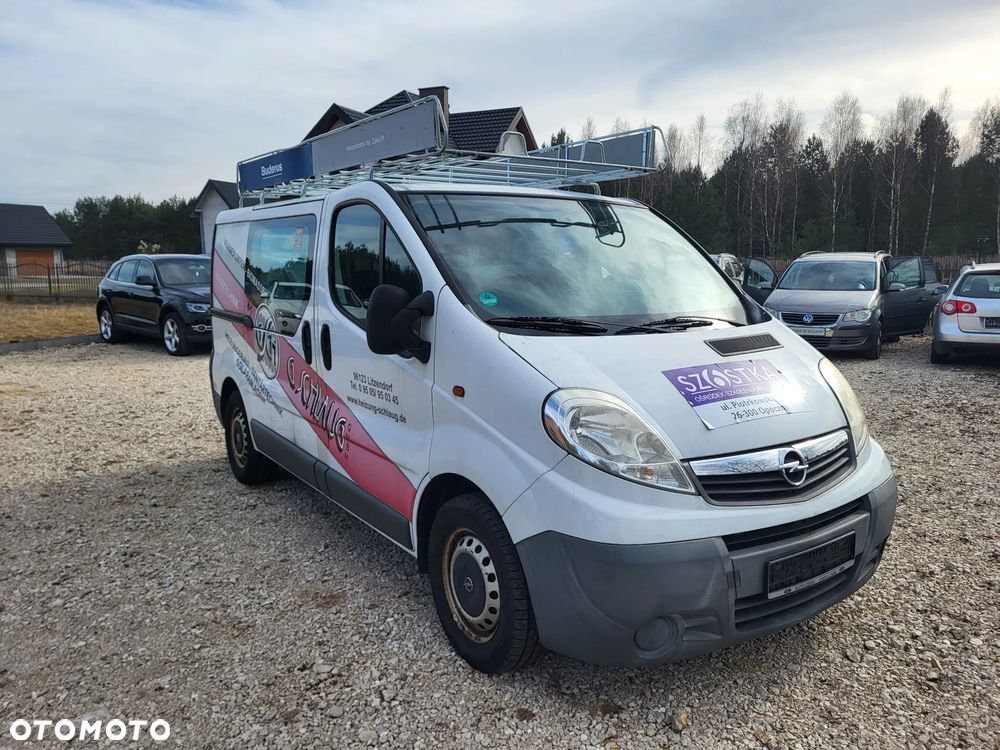 Opel Vivaro - 8