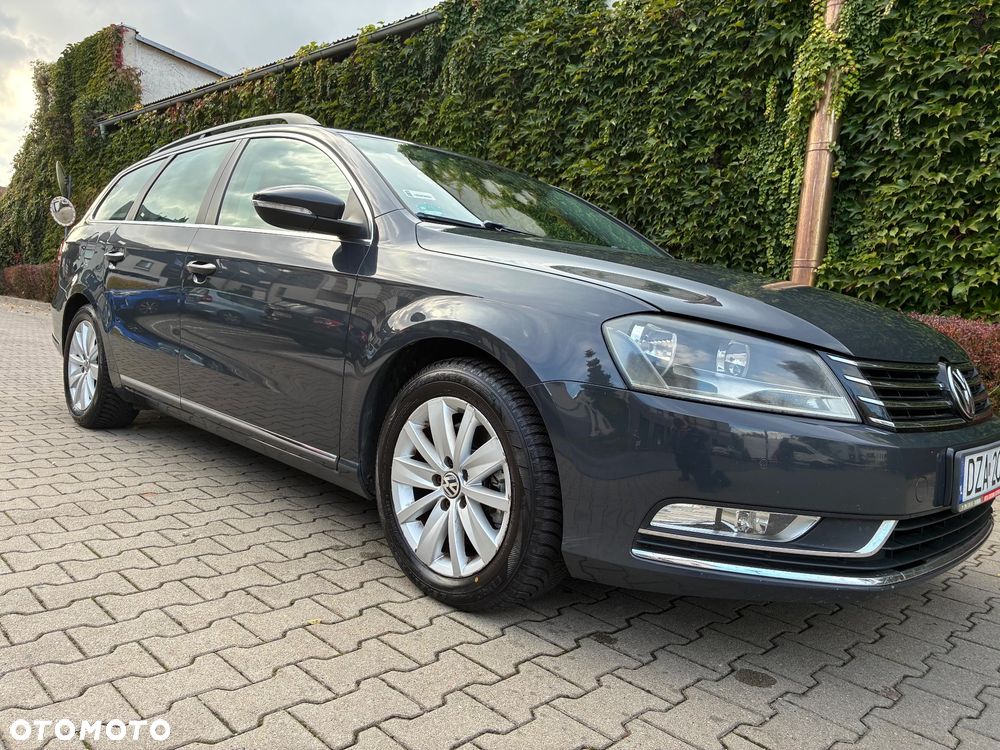 Volkswagen Passat 2.0 TDI Comfortline - 24