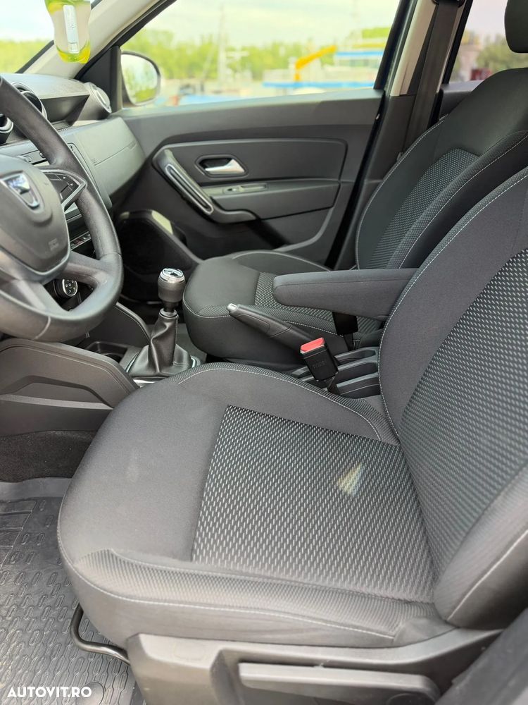 Dacia Duster dCi 110 FAP 4x4 Prestige - 11