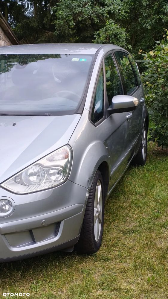 Ford S-Max - 8