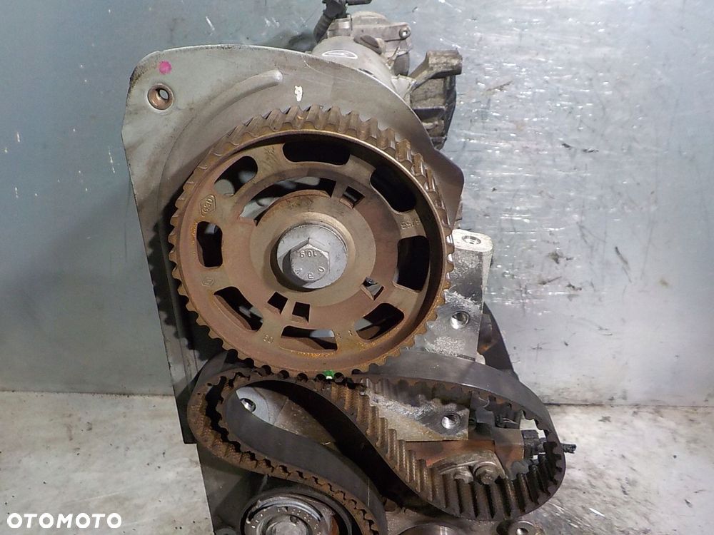 RENAULT SCENIC III MEGANE III SILNIK 1.9 DCI 8V F9Q872 - 6