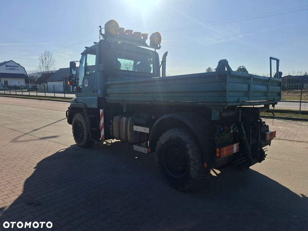 Mercedes-Benz Unimog - 2