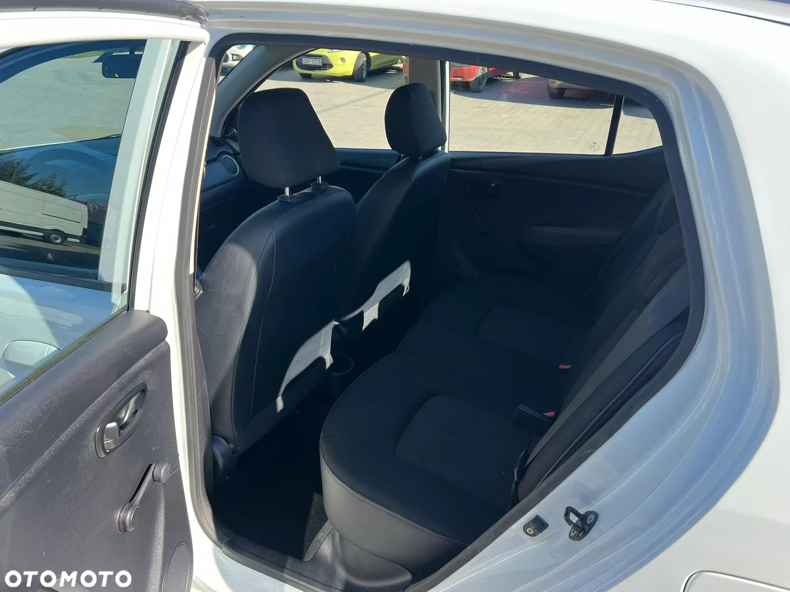 Hyundai i10 1.1 Style - 11