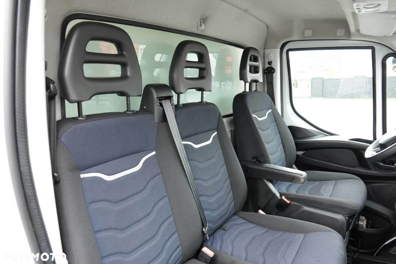 Iveco DAILY 3,0 D / KONTENER / 2020 ROK /BLIŹNIAK / SPROWADZONY / PO KONTRAKCIE SERWISOWYM - 28