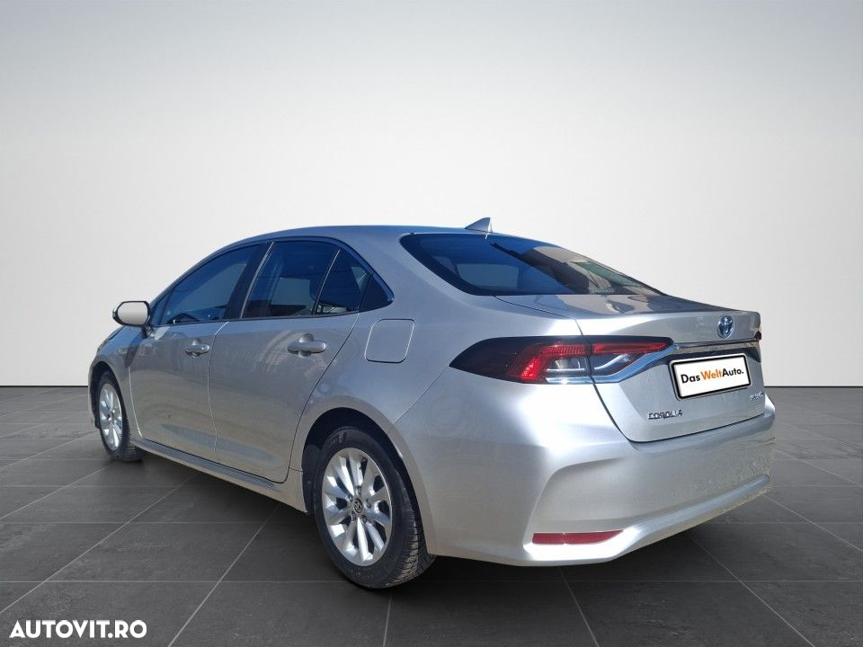 Toyota Corolla - 4
