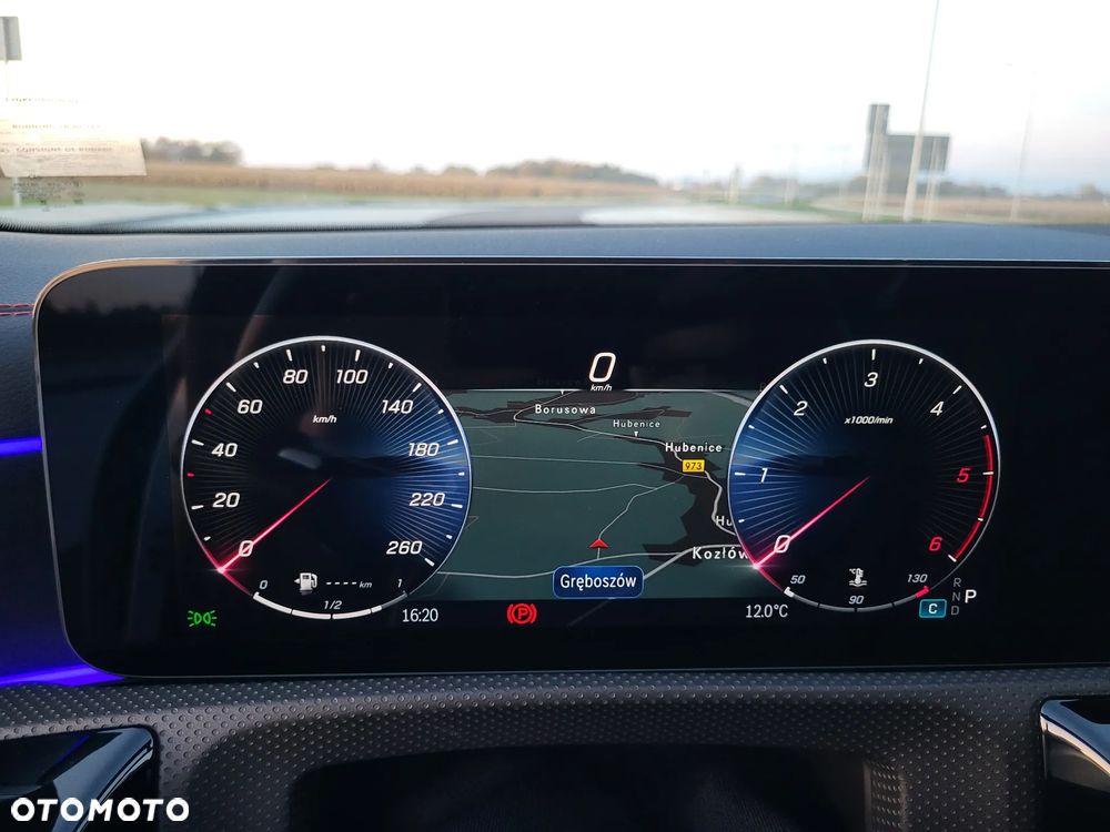 Mercedes-Benz CLA 220 d AMG Line 8G-DCT - 28