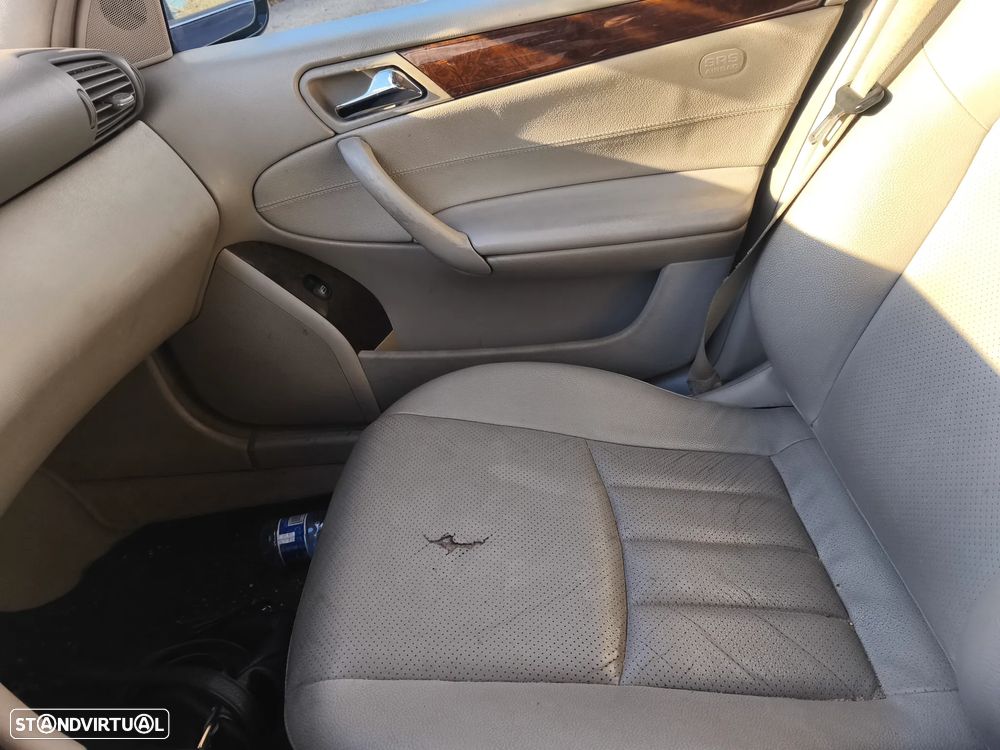 Mercedes-Benz C 220 CDi Elegance Aut. - 9