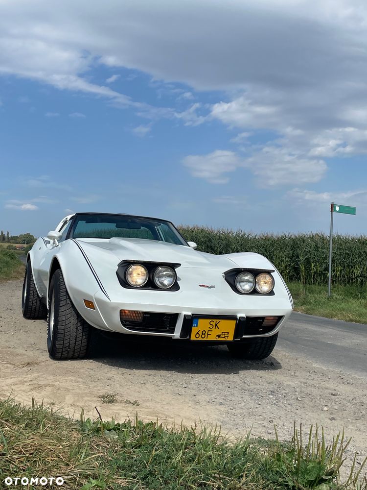Chevrolet Corvette - 5