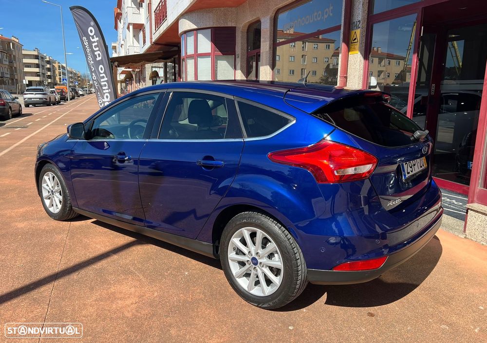 Ford Focus 1.0 SCTi Titanium - 19