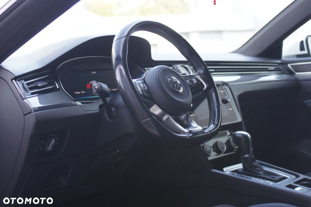 Volkswagen Arteon 2.0 TDI SCR R-Line Edition DSG - 23