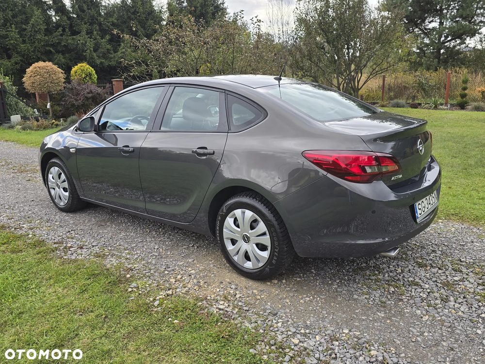 Opel Astra IV 1.4 T Enjoy EU6 - 24