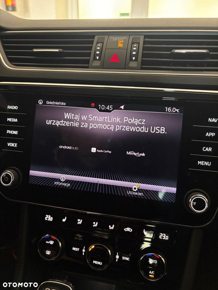 Skoda Superb 2.0 TSI Style DSG - 19