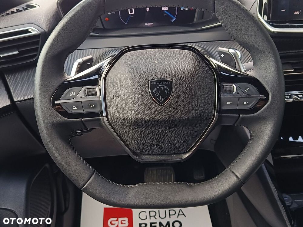Peugeot 2008 1.2 PureTech Allure S&S EAT8 - 30