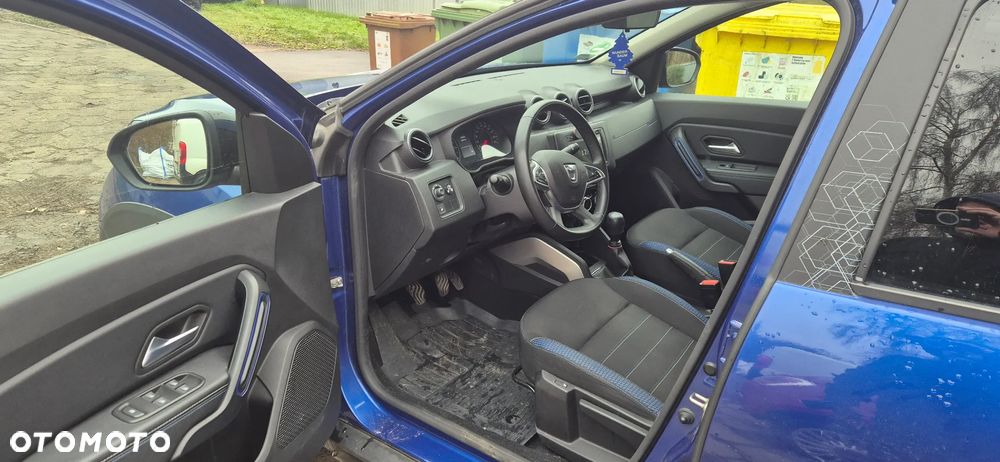 Dacia Duster ver-1-0-tce-sl-celebration - 7