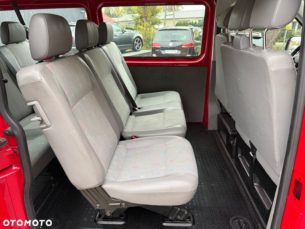 Volkswagen Transporter - 31