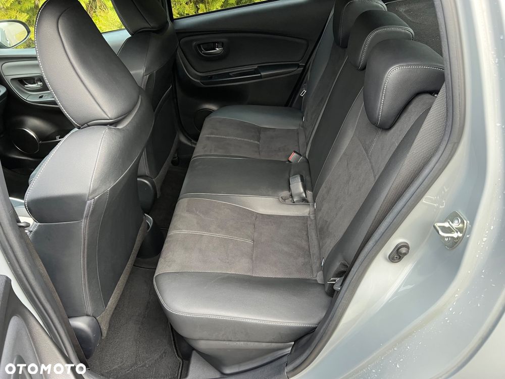 Toyota Yaris - 13