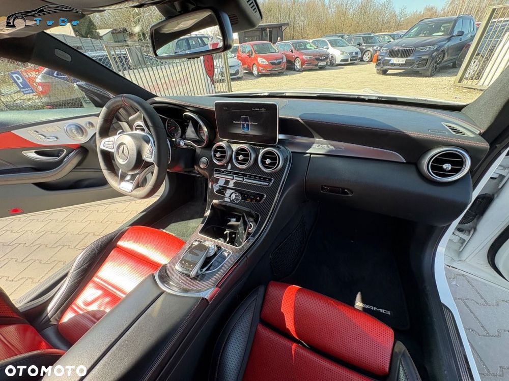 Mercedes-Benz Klasa C AMG 63 S AMG Speedshift 7G-MCT Edition 1 - 23