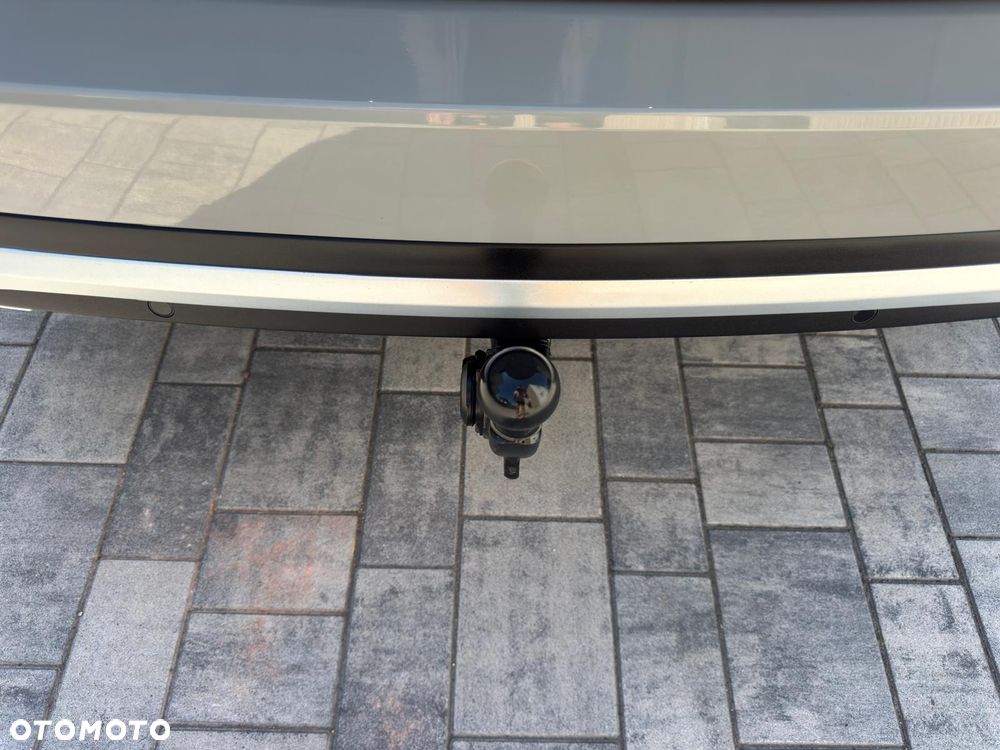 Skoda Superb 2.0 TDI SCR 4x4 Scout DSG - 8