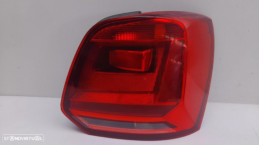Farolim direito VOLKSWAGEN Polo (6R, 6C) - 1