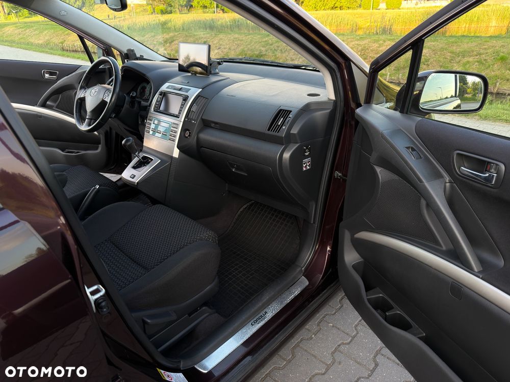 Toyota Corolla Verso 1.8 Premium + 7os MM - 7