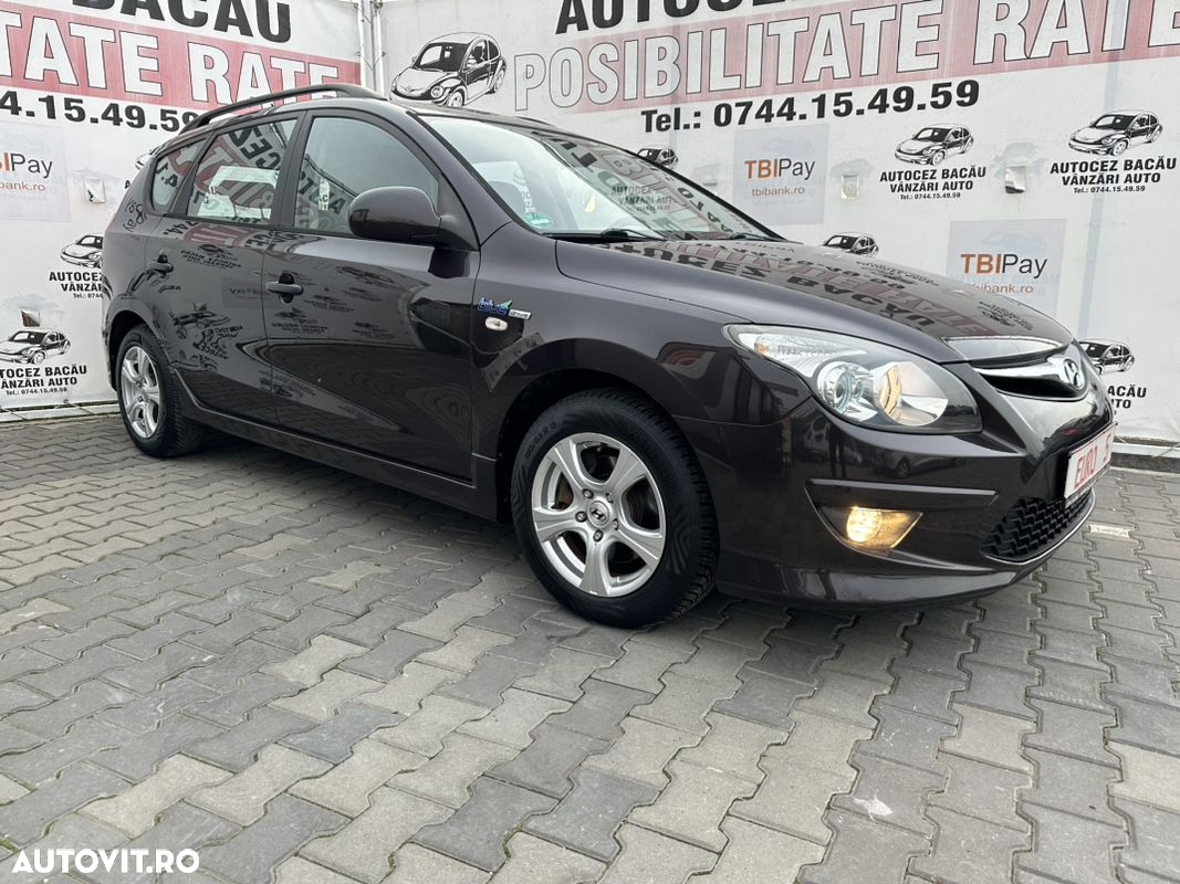 Hyundai i30 i30cw 1.6 blue Classic - 3
