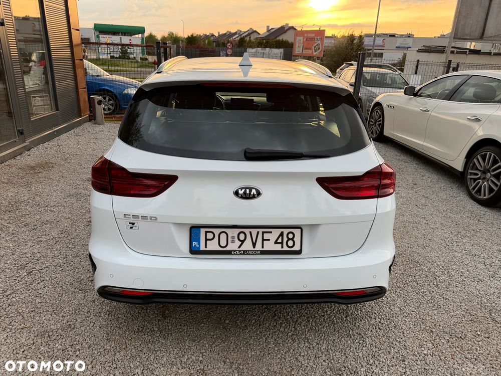 Kia Ceed 1.5 T-GDI GT-Line DCT - 13