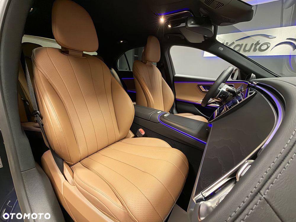 Mercedes-Benz Klasa E 220 d mHEV 4-Matic AMG 9G-Tronic - 26