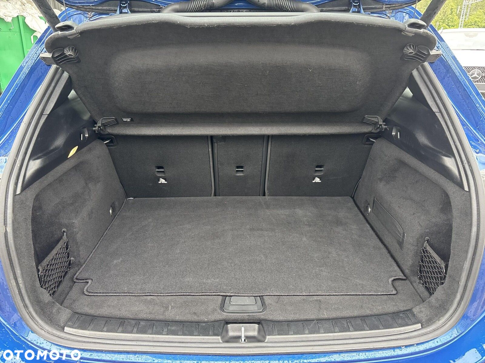 Mercedes-Benz GLA - 23