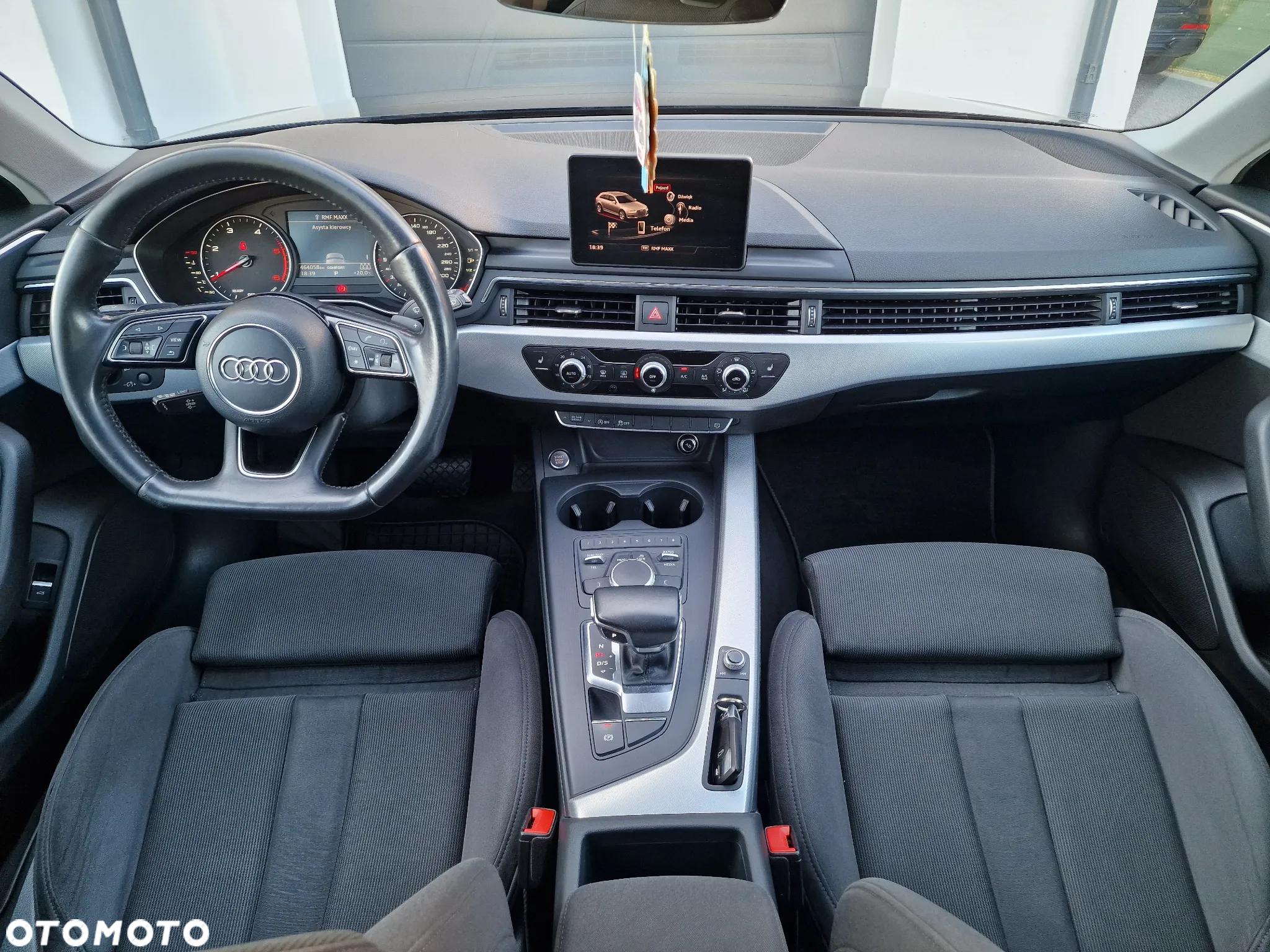 Audi A4 Avant 2.0 TDI ultra S tronic sport - 24