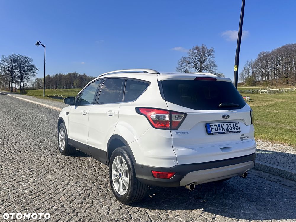 Ford Kuga - 8