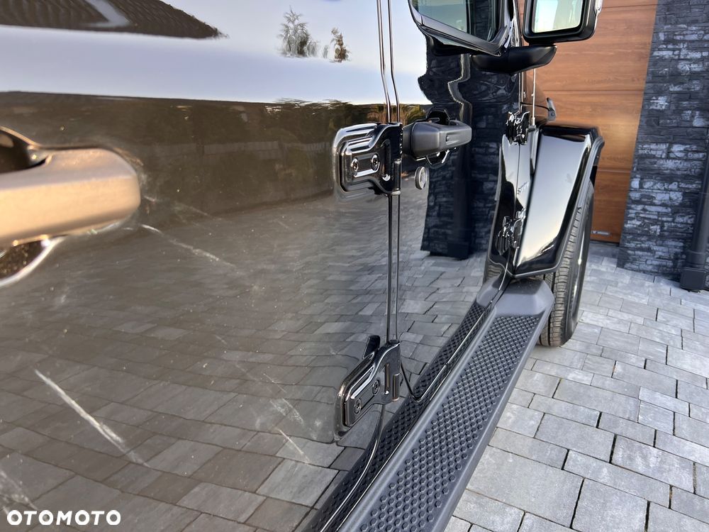 Jeep Wrangler Unlimited GME 2.0 Turbo Sahara - 30