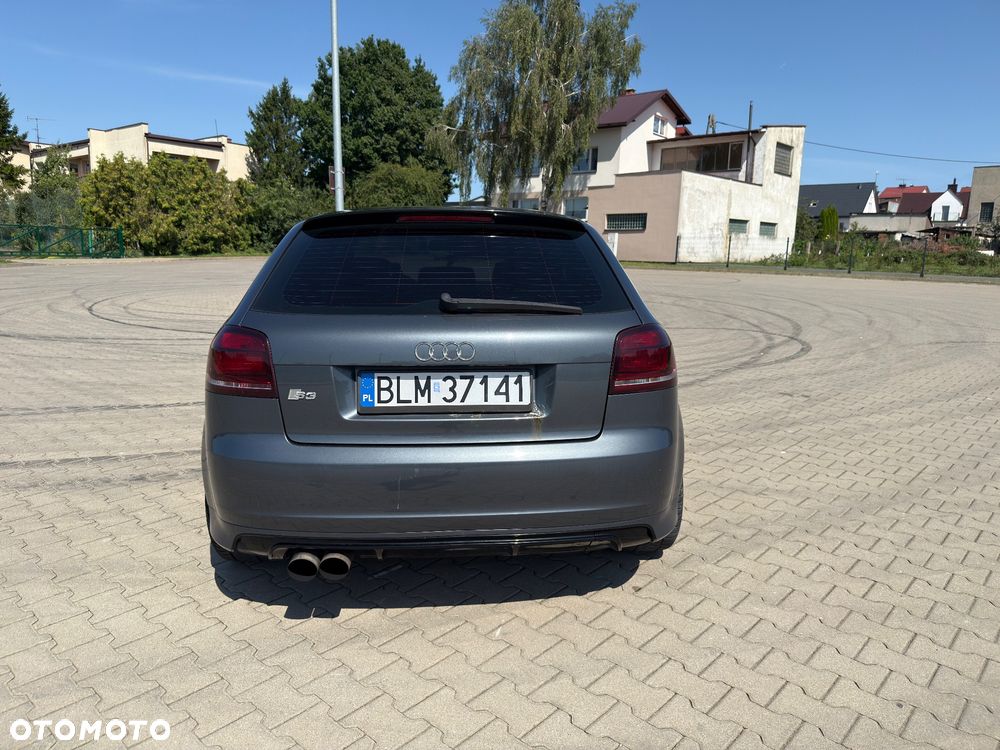 Audi S3 2.0T FSI Quattro - 4
