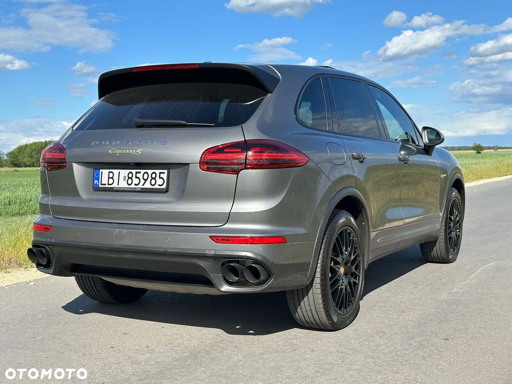 Porsche Cayenne S E-Hybrid - 28