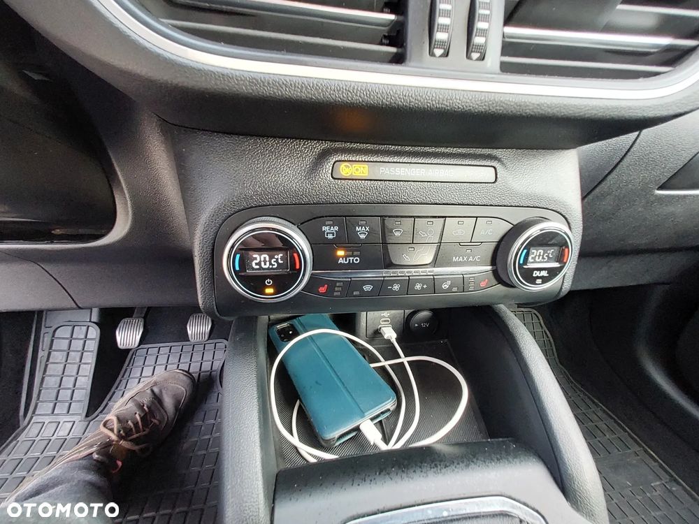 Ford Kuga 1.5 EcoBlue FWD Titanium - 10