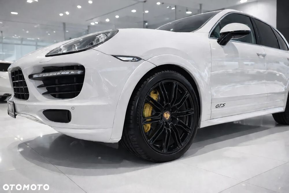 Porsche Cayenne GTS - 1