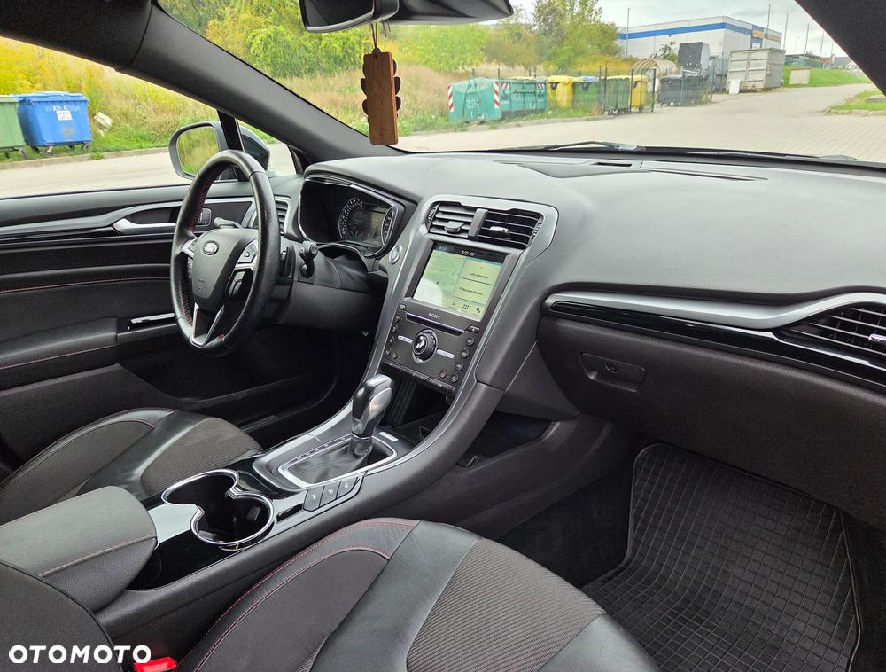 Ford Mondeo 2.0 EcoBoost ST-Line - 21